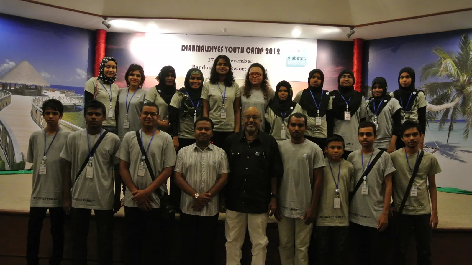 Young people and supporters at a DiabMaldives youth program