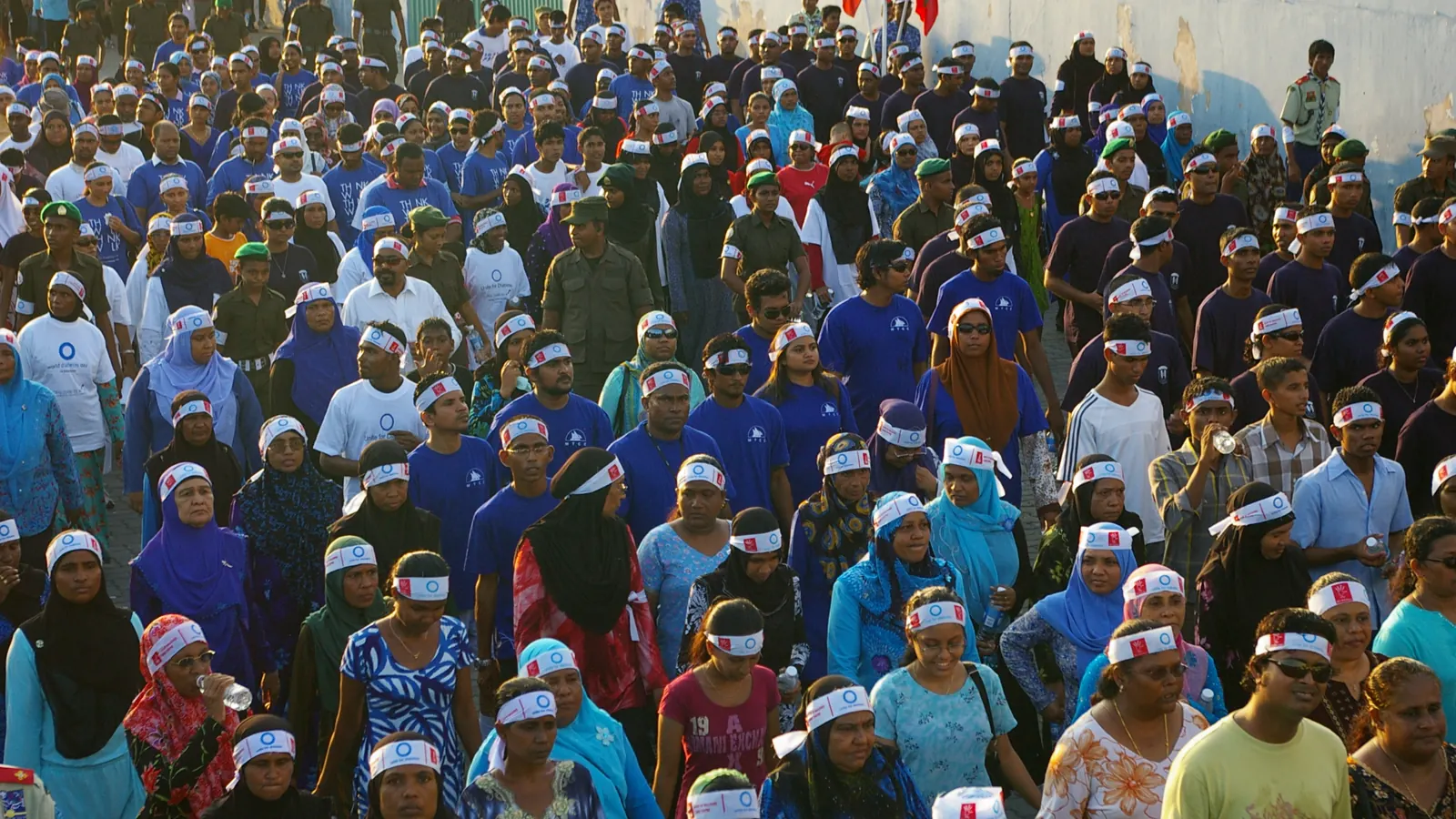 Maldivians gathered for a public diabetes awareness walk